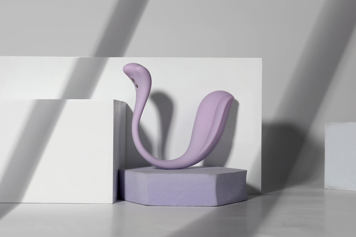 Svakom - Phoenix Neo 2 App-Controlled Wearable Couples Vibrator