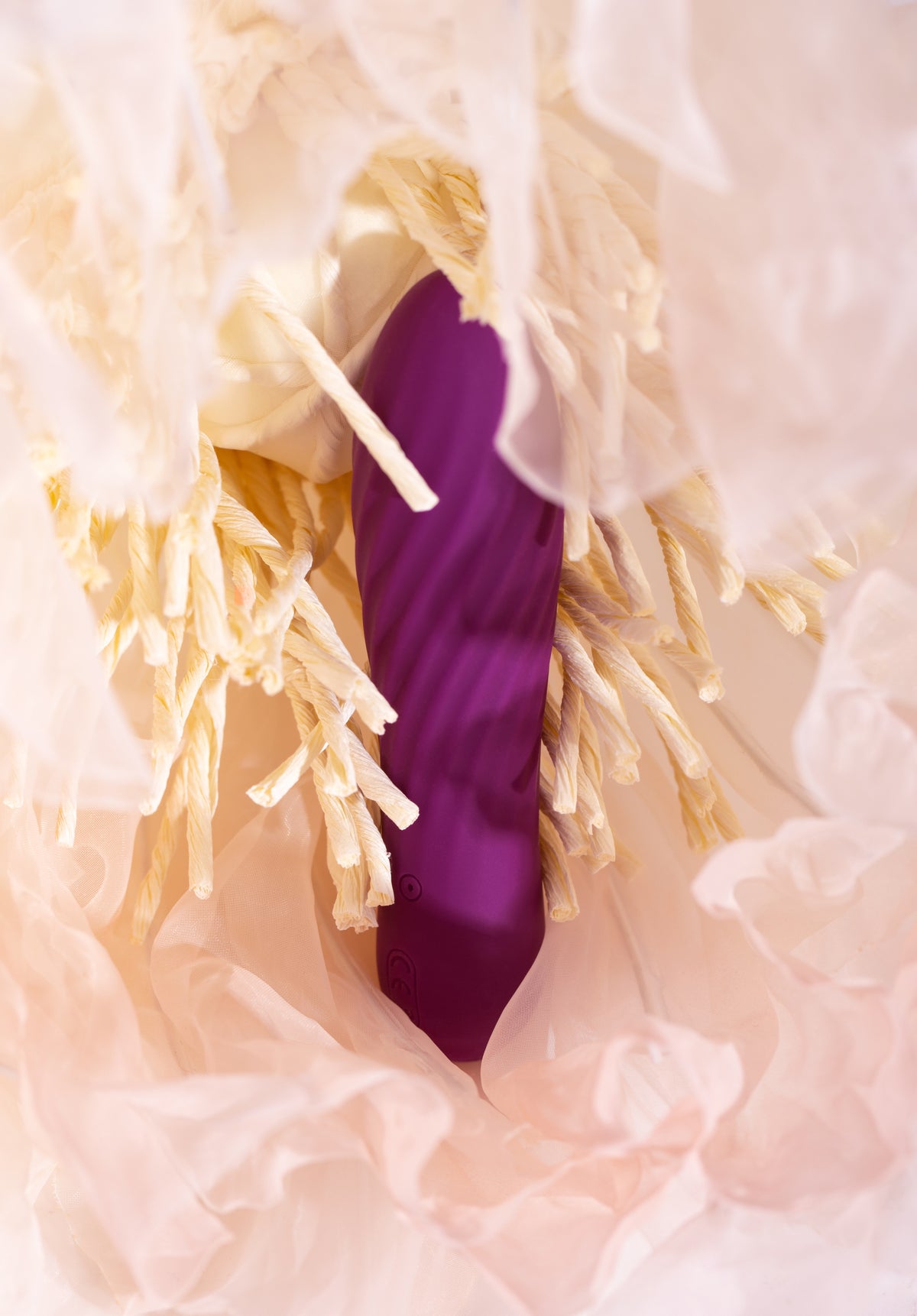 Svakom - Tulip Textured Rechargeable Bullet Vibrator