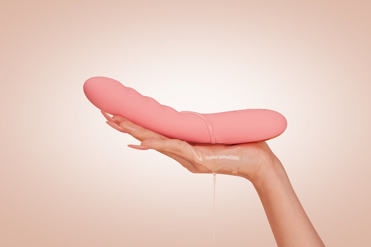 Svakom - Ava Neo App-Controlled Thrusting G-Spot Vibrator