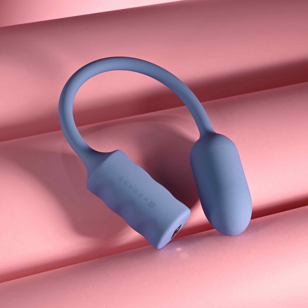Gender X - Egg-streme Rechargeable Clitoral Vibrating Egg (Blue)