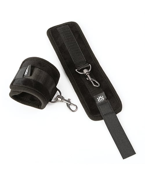 Sei Mio - Sensually Secured Velvet Handcuffs (Black) - Black