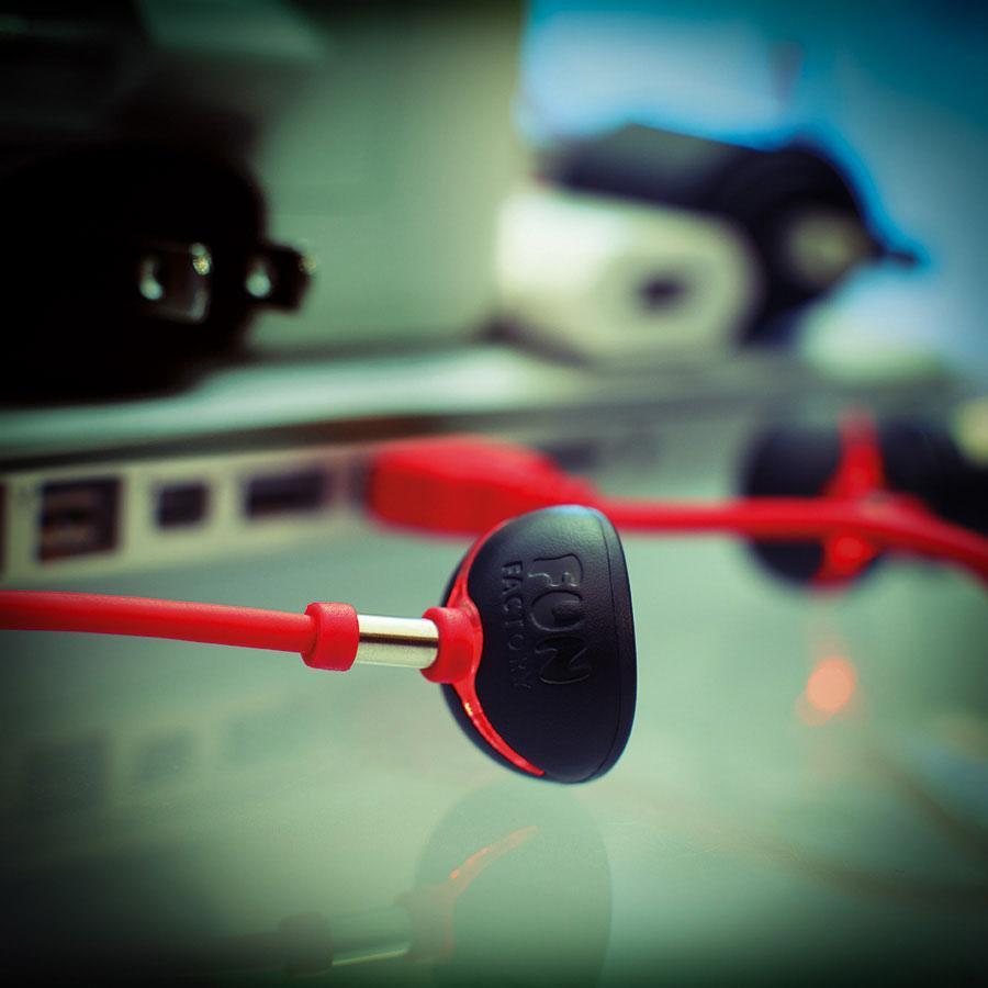Fun Factory - Essentials USB Magnetic Charger (Red) FF1126 CherryAffairs